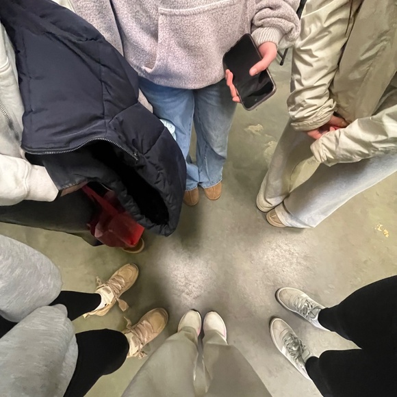 lainey’s description!! - Picture 2 of 2